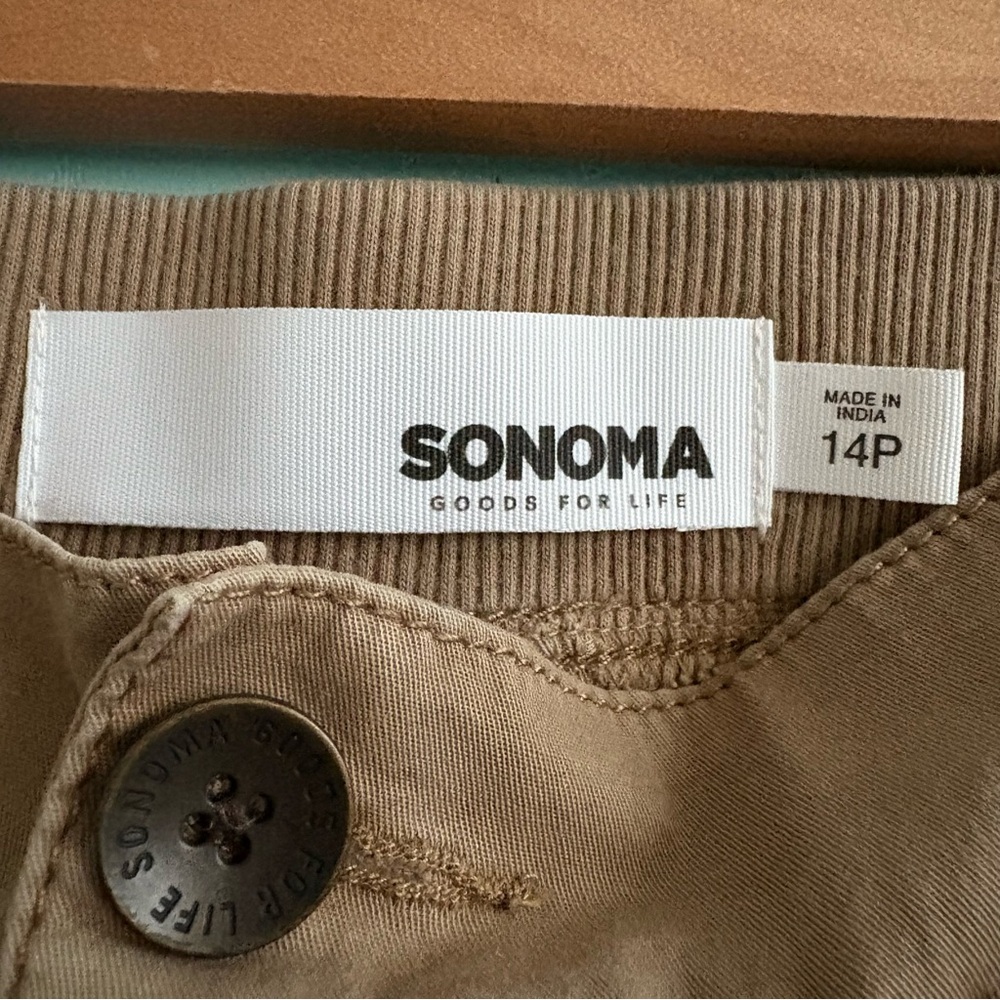 Sonoma Petite Tan Cargo Pants/ Capris - Picture 6 of 8